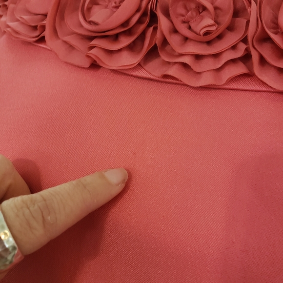 Boden Midi Dress in Elegant Pink with Floral Neckline - Picture 3 of 11